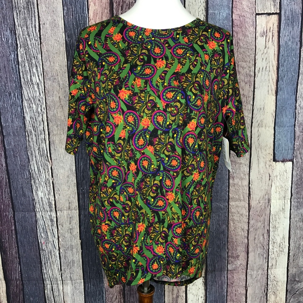 New With Tag LuLaRoe Irma Floral Top XS